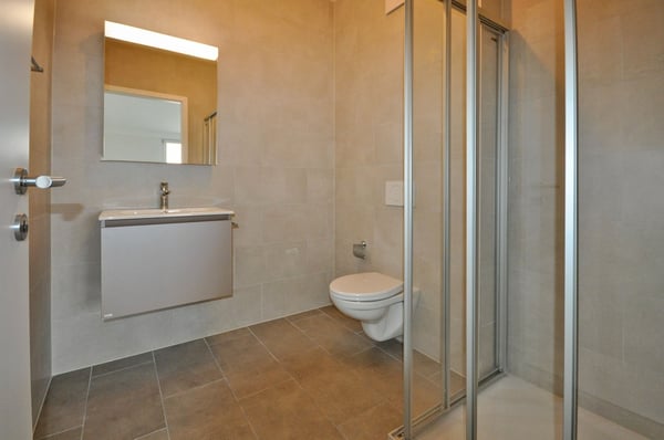 Magnifique appartement 2,5 pièces au dernier étage d'un petit immeuble 6