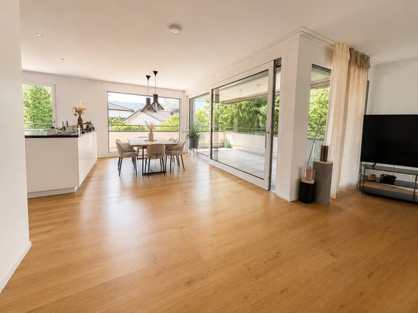 Magnifique appartement de standing de 4.5 pièces avec grand balcon 6