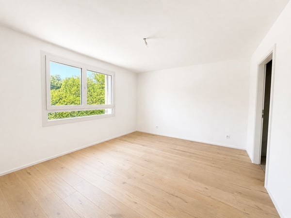 3.5 Zimmerwohnung im 1. OG 5