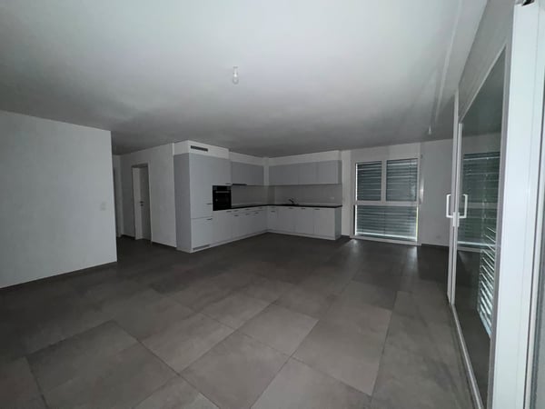 Appartement 3.5 pièces au rez 1