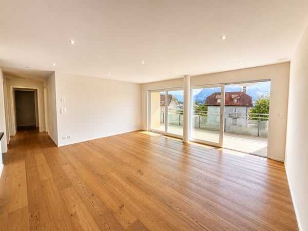 Appartement de 2.5 pièces au 2ème étage avec vue dégagée 3