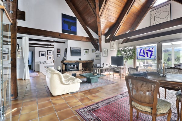 Maison familiale avec vaste atelier au sous-sol 5