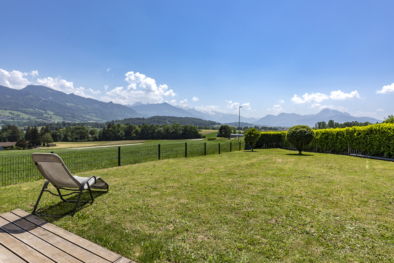 Immobilie in Gumefens - Superbe 5.5 pièces - Vue exceptionnelle et jardin privatif de 420m2 - Bild 1