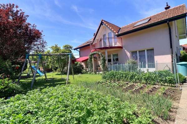 Belle maison de 6.5 pièces 1