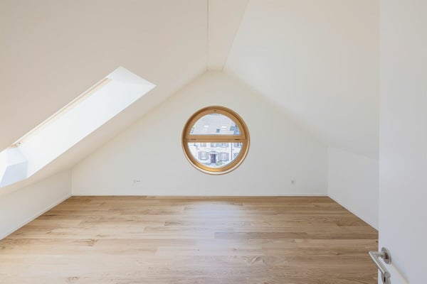 Grosszügige Dachwohnungen mit zwei Terrassen + schönem Ausblick 9