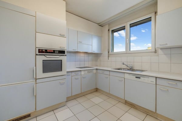 Wohnen mit Blick über die Dächer - 1.5-Zi. Attikawohnung mit 2 Terrassen und 2 AEP 6