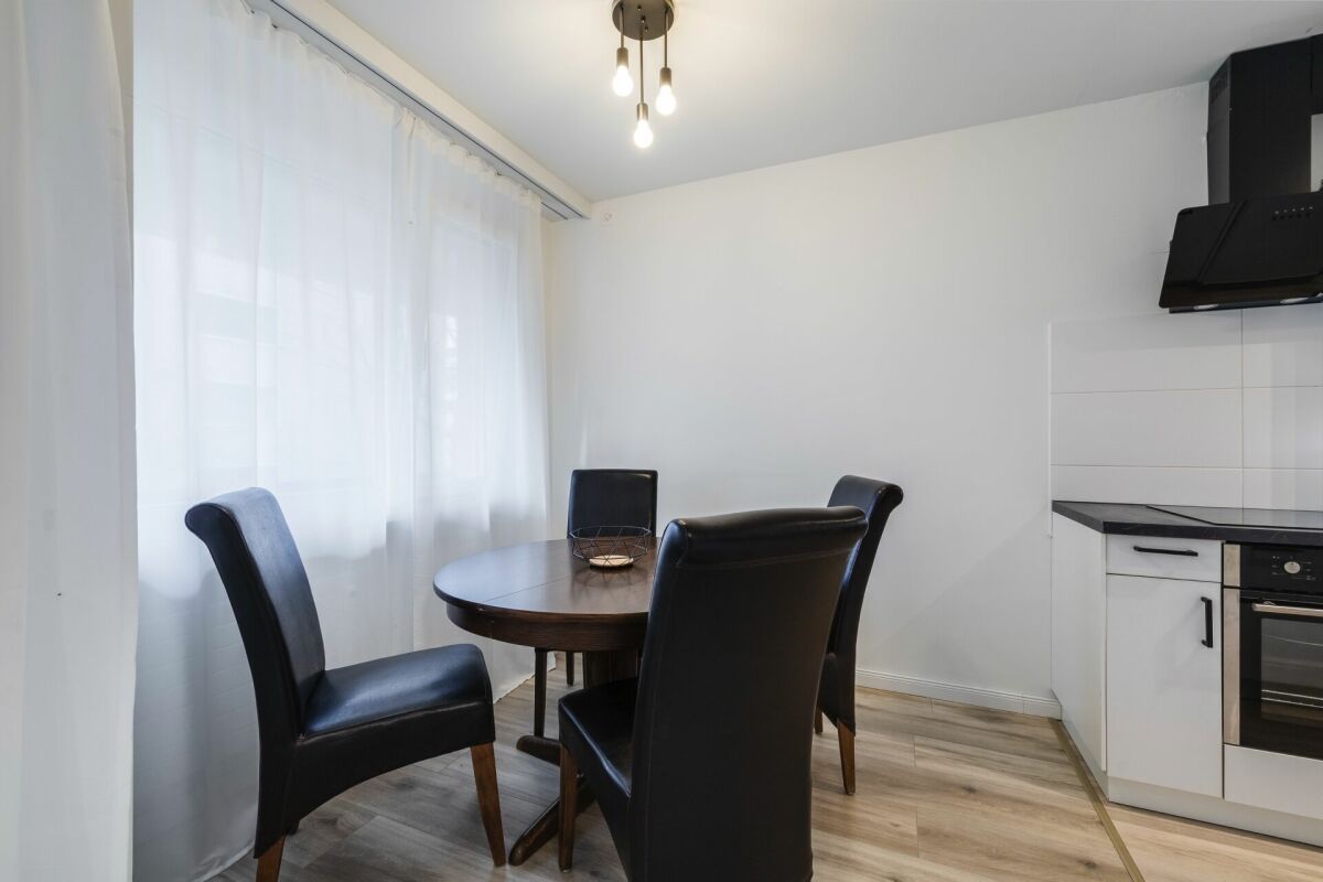 Moderne 2.5-Zimmer Eigentumswohnung mit grossem Balkon