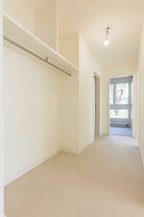 Moderne 4.5-Zimmer Wohnung mit 2 Balkonen und Einstellhallenplatz 2