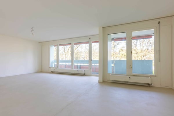 Moderne 4.5-Zimmer Wohnung mit 2 Balkonen und Einstellhallenplatz 5