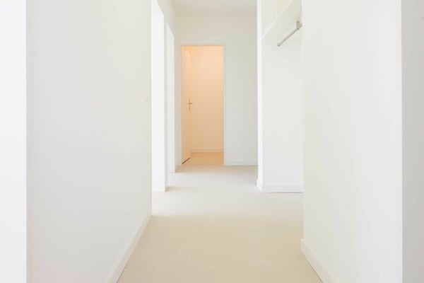 Moderne 4.5-Zimmer Wohnung mit 2 Balkonen und Einstellhallenplatz 6