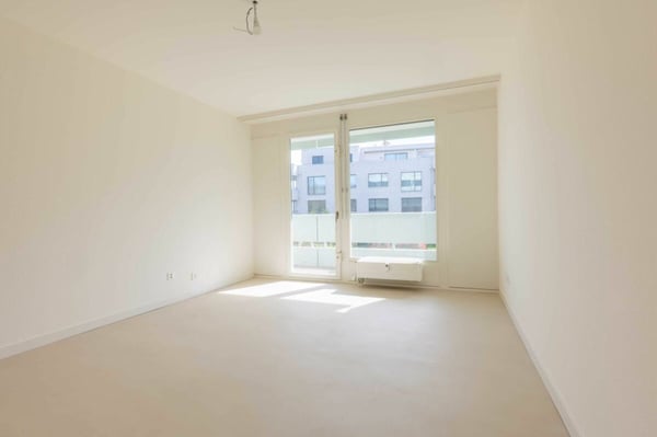 Moderne 4.5-Zimmer Wohnung mit 2 Balkonen und Einstellhallenplatz 11