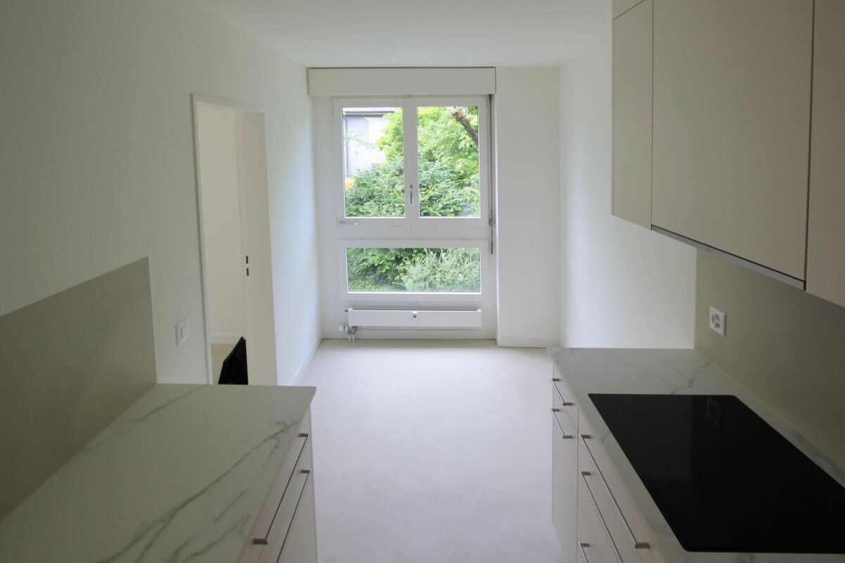 Neu renovierte 4.5-Zimmerwohnung nahe bei der International-School