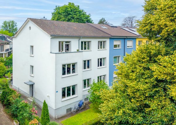 Mehrfamilienhaus an ruhiger Lage auf dem Basler Bruderholz 1
