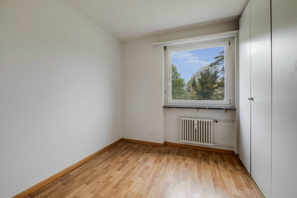 Helle 4-Zimmerwohnung an ruhiger Lage mit Einstellhallenplatz 7