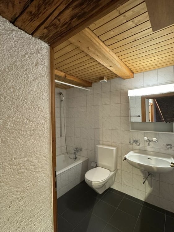 Gemütliche 5.5-Zimmer-Maisonette-Dachwohnung mit Sicht auf den Rhein 9