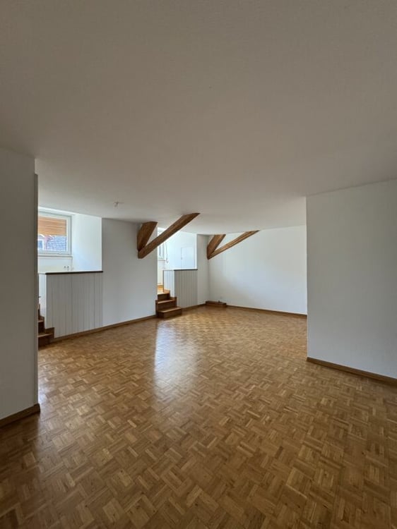 Gemütliche 5.5-Zimmer-Maisonette-Dachwohnung mit Sicht auf den Rhein 6