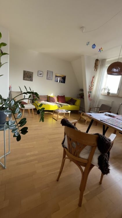 Charmante Altbau-Wohnung am Rütimeyerplatz 4