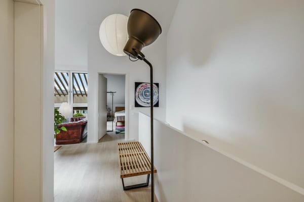 Moderne 4.5 Zimmer Maisonette Wohnung mit Loggia und Einstellhallenplatz 10