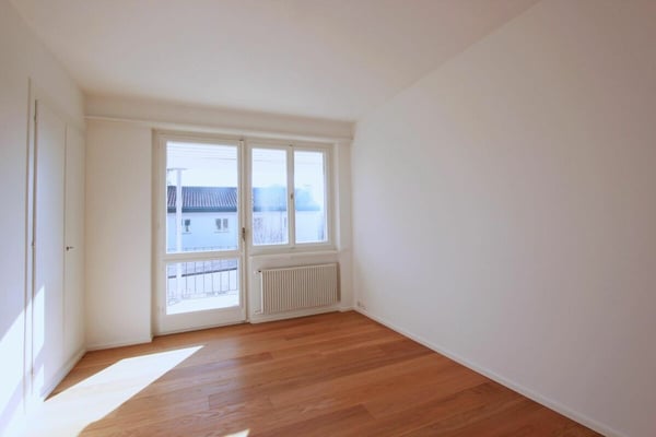 Attraktives Haus auf dem schönen Bruderholz / 7-Zimmer mit Pool und Doppelgarage 14