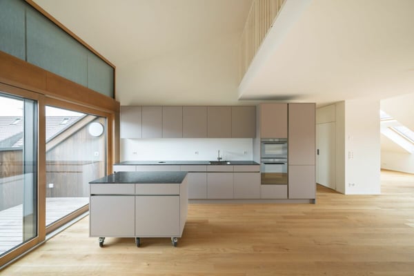 Exklusive 4½-Zimmer-Dachwohnung mit Galerie und zwei Dachterrassen