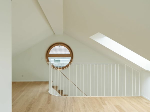 Grosszügige 3½-Zimmer-Dachwohnung mit Galerie und Balkon Kopie 13