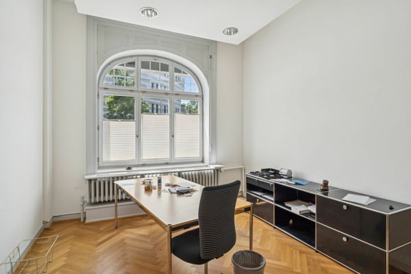 Wohn- und Geschäftshaus am Aeschenplatz - Investieren im Herzen der Stadt 3