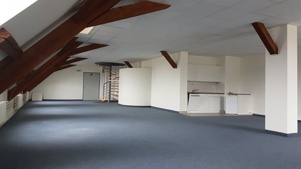 ca. 170 m2 Büroraum im Dachgeschoss 4