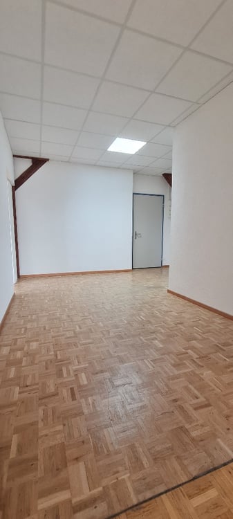 schöne Räumlichkeiten als Atelier oder Büro nutzbar 3