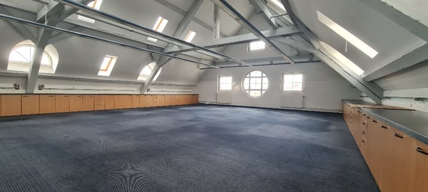 ca. 180 m1 Büroräume im 6. OG 2