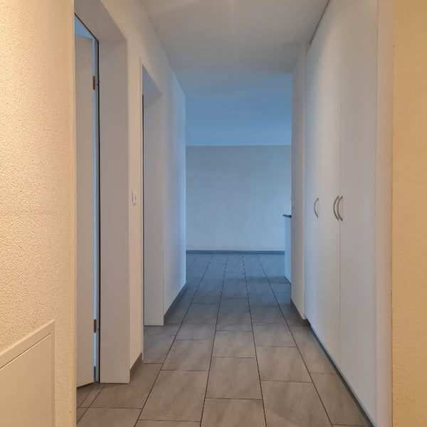 helle Wohnung in schöner Überbauung 12