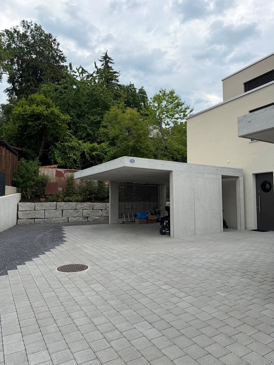 Modernes 9.5-Zimmer-Doppeleinfamilienhaus in St. Gallen 6