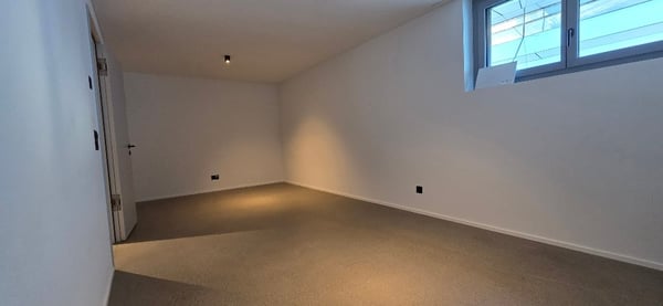 Modernes 6.5-Zimmer-Doppeleinfamilienhaus in St. Gallen 25