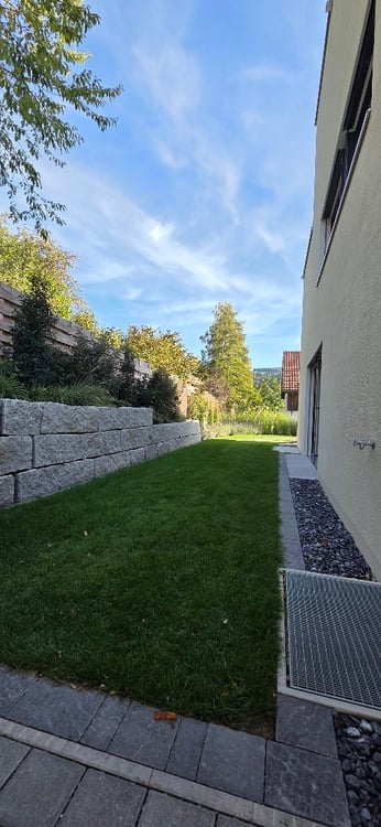 Modernes 6.5-Zimmer-Doppeleinfamilienhaus in St. Gallen 6