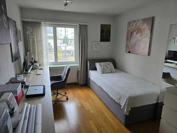 Charmante 3.5-Zimmer-Wohnung mit grosser Terrasse 12