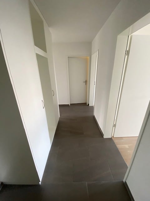 helle, moderne Wohnung mit grossem Balkon 13