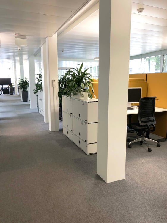 Büro mit Klimaanlage und Atrium 6