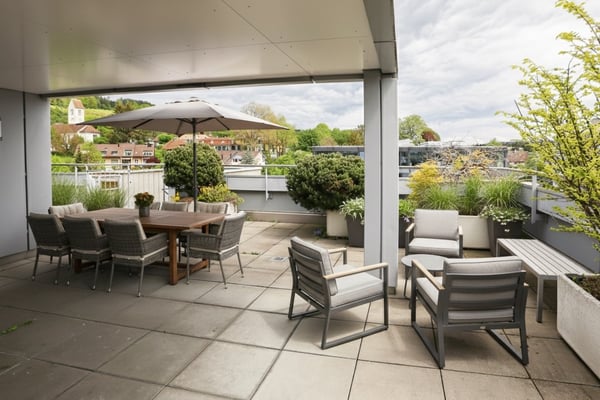 Büro oder Arztpraxis im Attikageschoss mit 161 m2 Terrasse 2