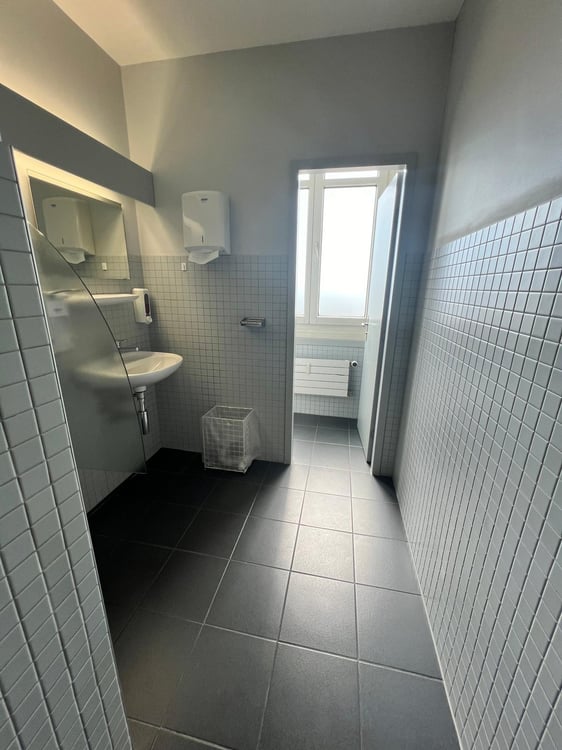 Bürofläche direkt beim Bahnhof Biel 10