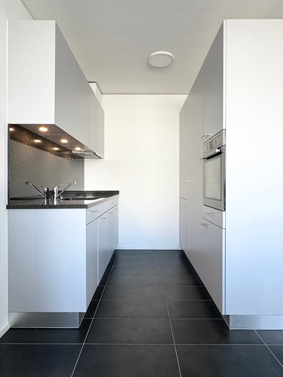 Ammobiliato, in posizione centrale e vicino ai principali servizi 5