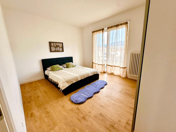 Ammobiliato, completamente ristrutturato ed in prima locazione 7