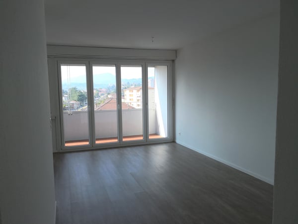APPARTAMENTO 4.5 LOCALI a Chiasso 4