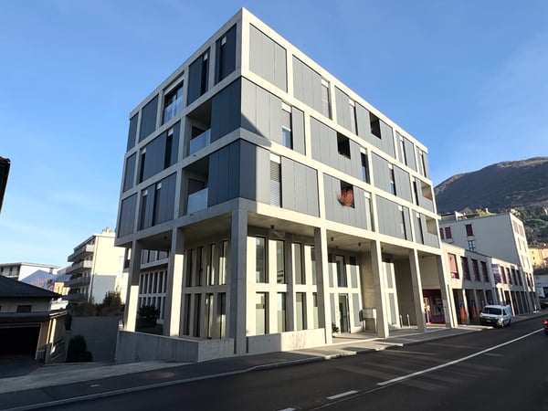 Splendido ufficio in pieno centro, con aria condizionata e parzialmente arredato (parcheggi inclusi) 13