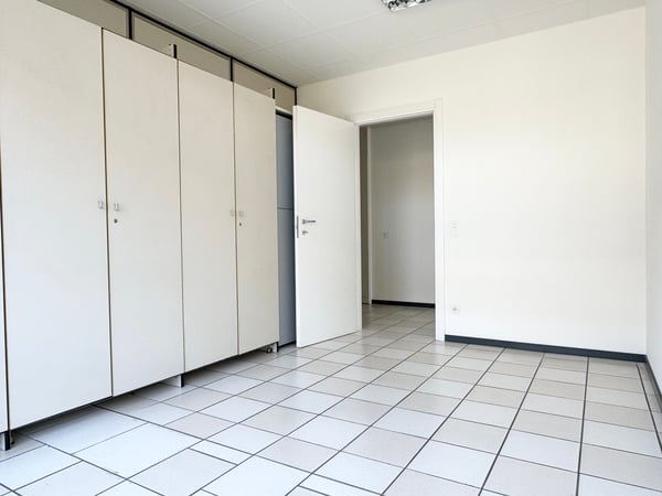 Ufficio in posizione strategica con aria condizionata 11