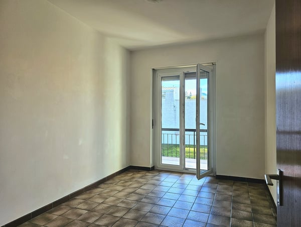 Bellinzona Daro: Ampia e confortevole casa bifamiliare con incantevole vista dominante 12