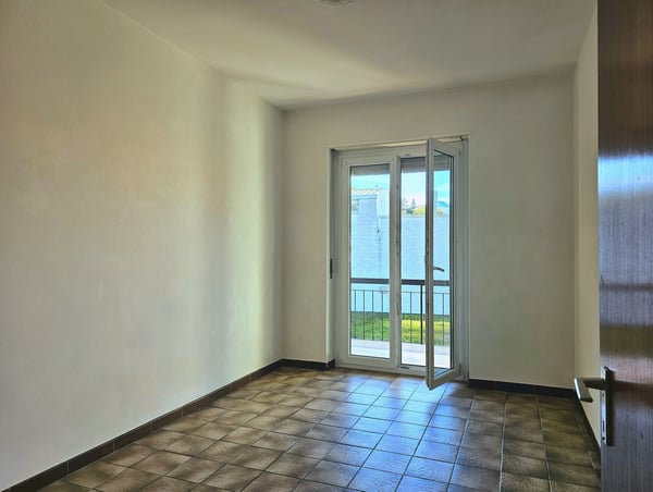 Bellinzona Daro: Geräumiges und komfortables Doppelhaus mit charmantem Panoramablick 12