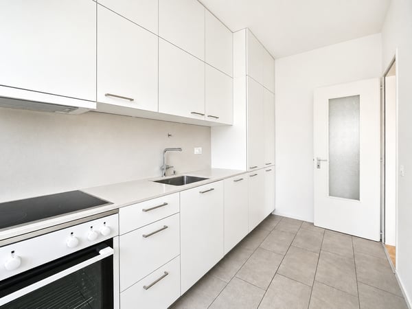 Mendrisio: Affittasi 2 confortevoli appartamenti 3.5 locali rinnovati, in posizione strategica 4