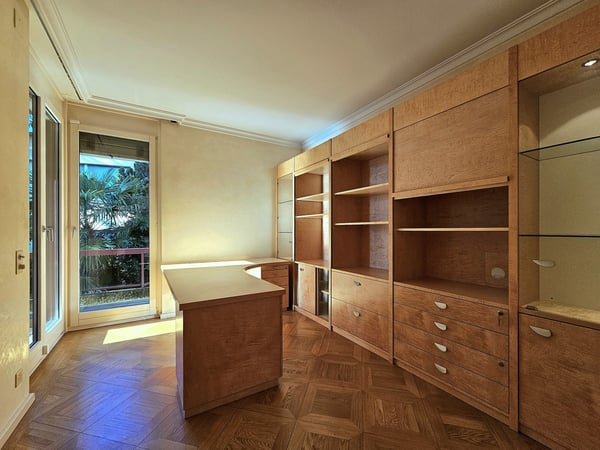 Ruvigliana: Luxuriöse 5.5-Zimmer-Wohnung mit bezauberndem Seeblick, privatem Garten und Terrassen 16