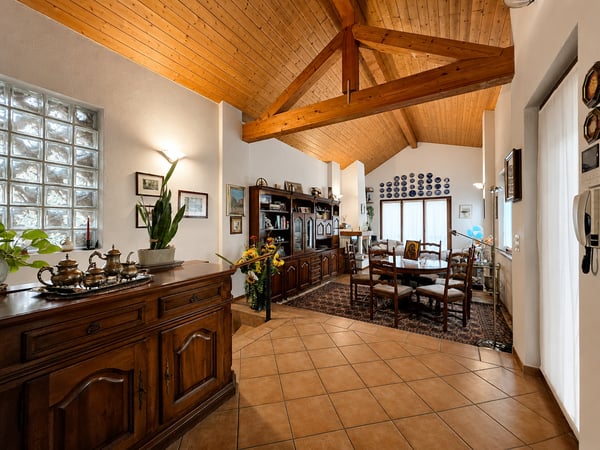 Stabio San Pietro: Affascinante casa unifamiliare 3.5 locali con giardino privato e vista aperta 8