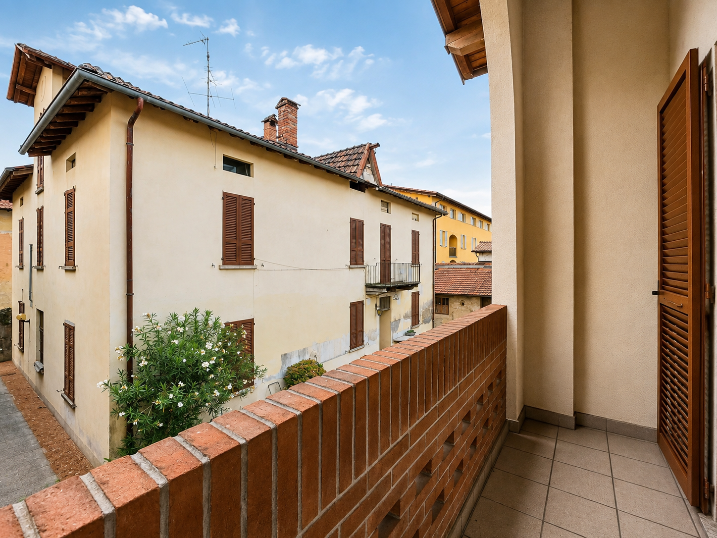 Immobilie in S. Pietro - Stabio San Pietro: Affascinante casa unifamiliare 3.5 locali con giardino privato e vista aperta - Bild 4