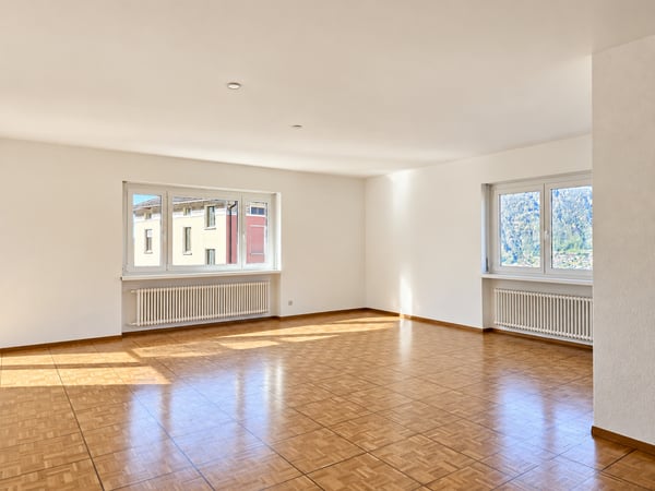 Bellinzona Daro: Ampia e confortevole casa bifamiliare con incantevole vista dominante 3